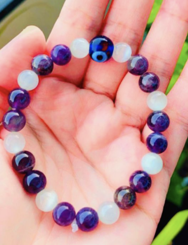 Crystal Bracelet to REDUCE STRESS AND ANXIETY